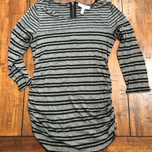 Jessica Simpson Maternity size small